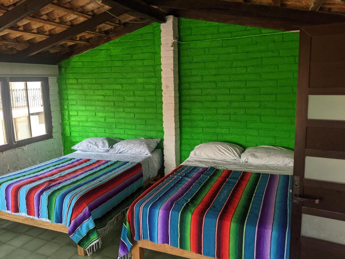 Отель Casa Frida Vallarta Пуэрто-Вальярта Экстерьер фото
